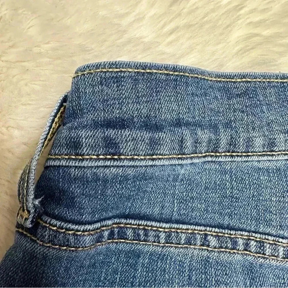 Old Navy Curvy  Jeans Size 10 Long - Picture 16 of 16